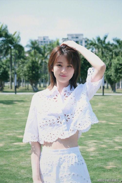 吃瓜李小花,揭秘娱乐圈背后的故事